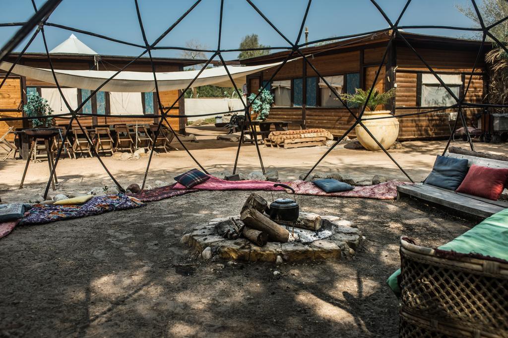 Shkedi's Camplodge Neot HaKikar Værelse billede